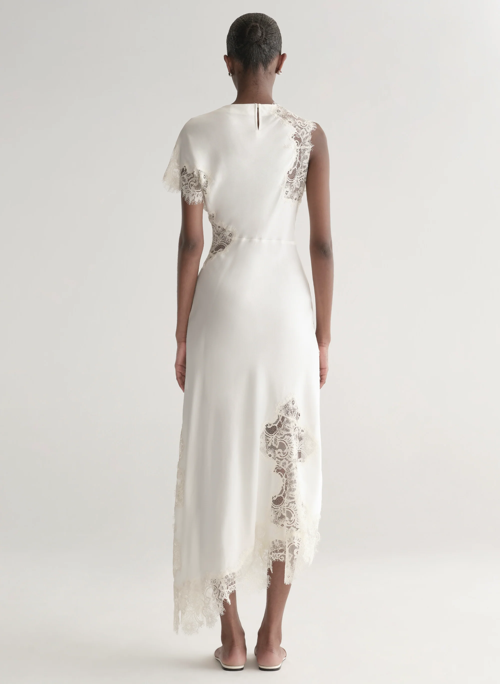 Alessia Textured Satin and Lace Maxi Dress - Image 5