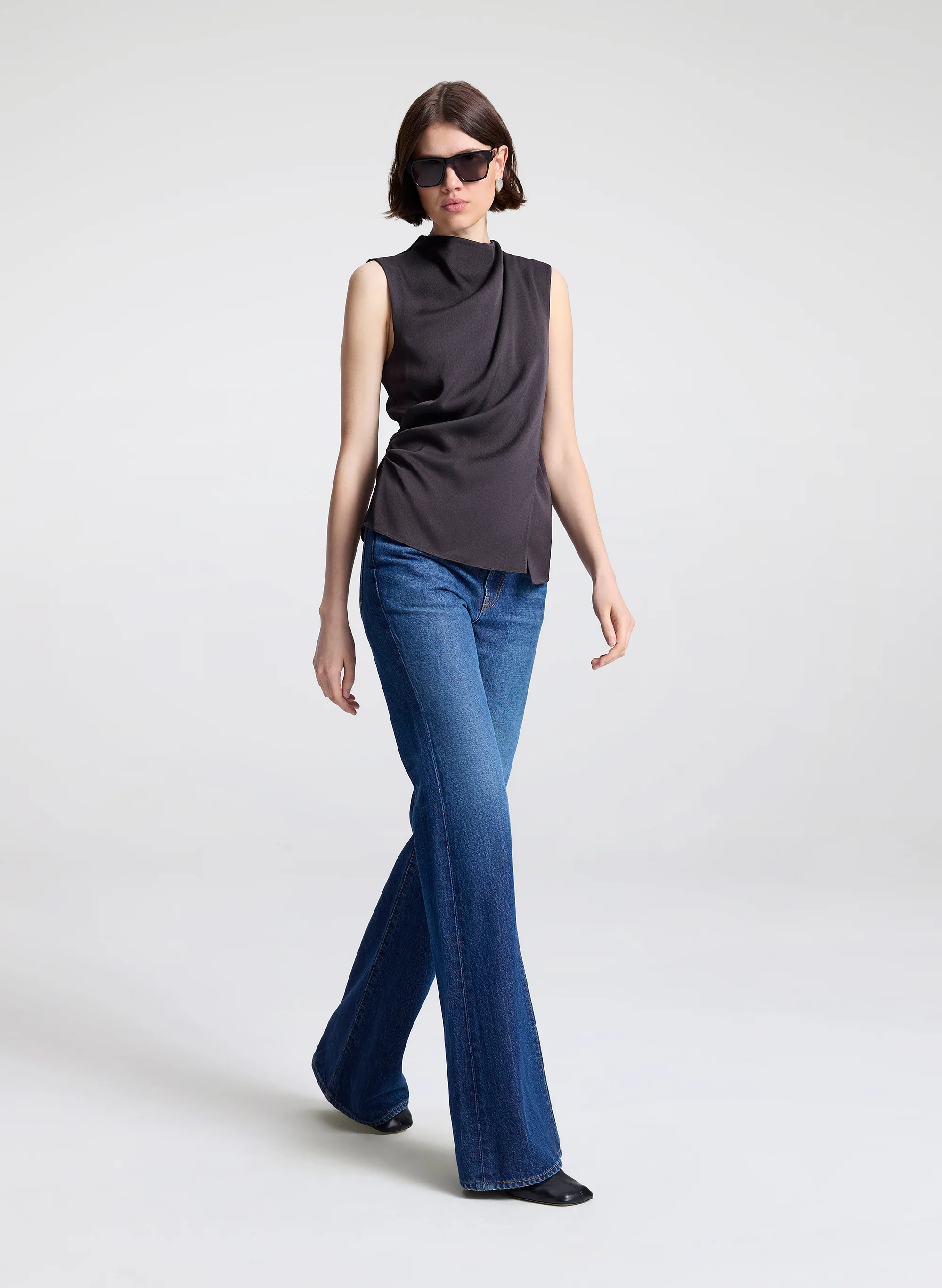 Amira Ruched Sleeveless Top - Image 3