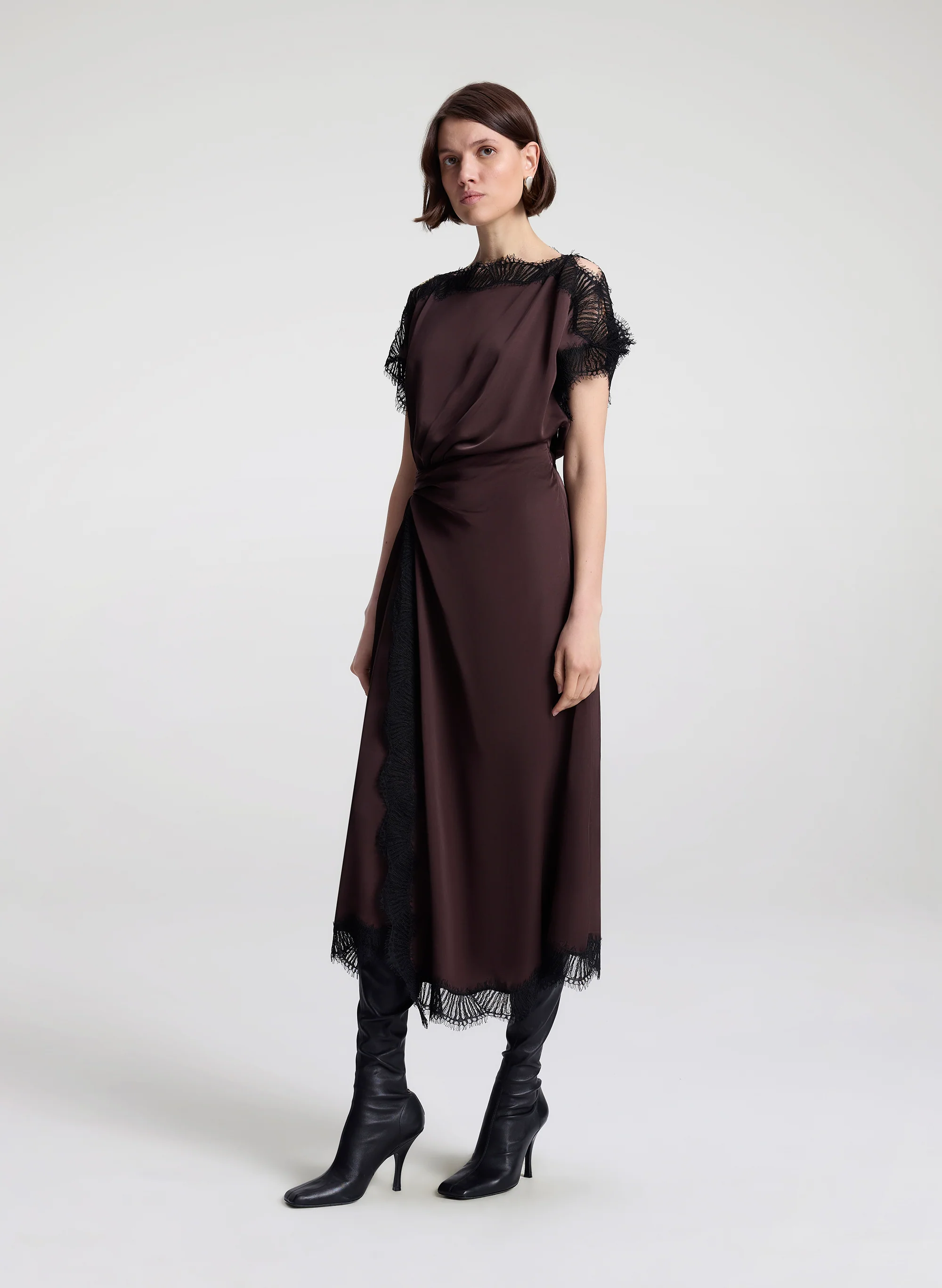 Luna Satin and Lace Midi Dress - Image 4