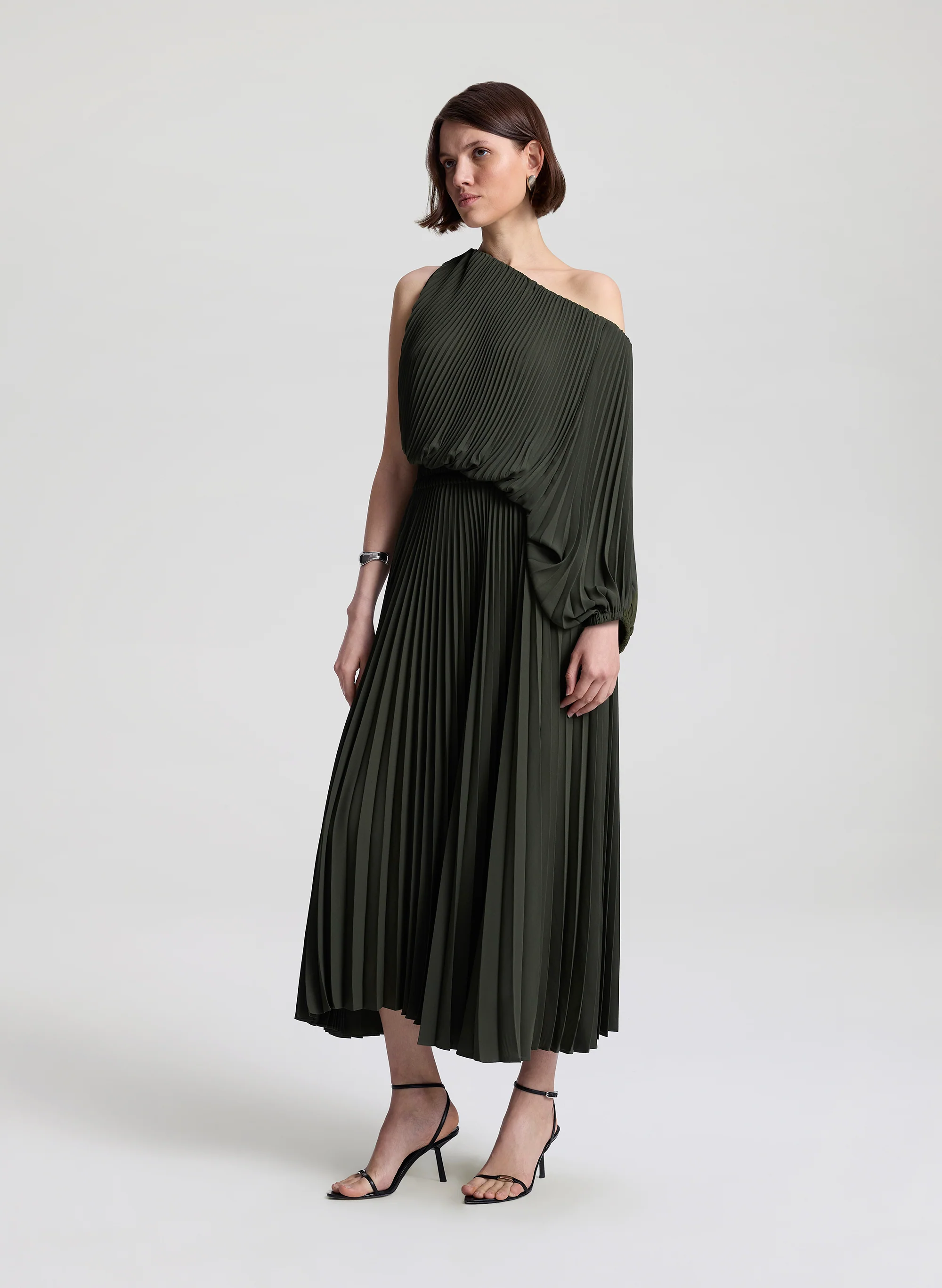 Mara Georgette Pleated Midi Dress - Image 4