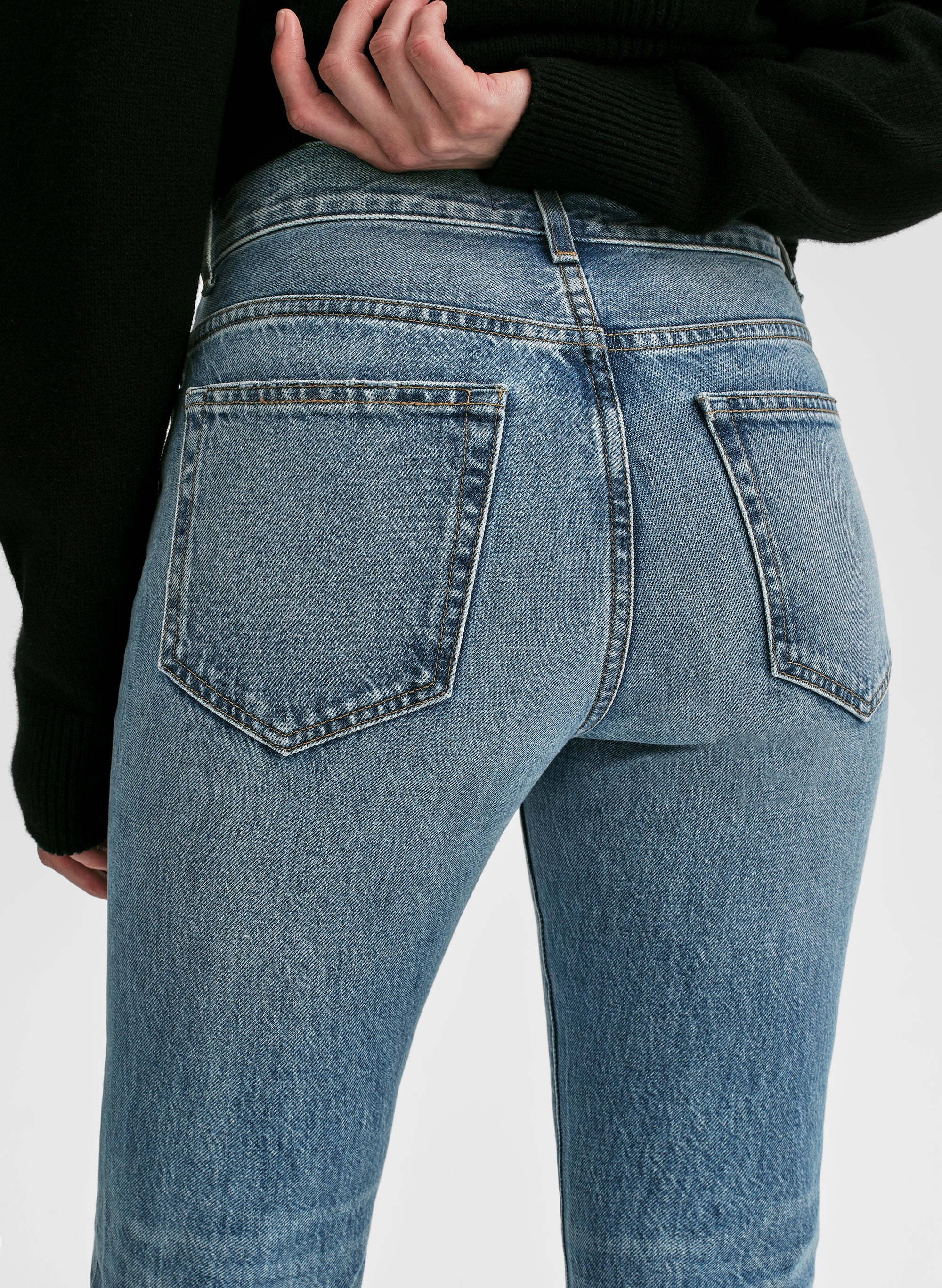 The 009 Cropped Flare Jean - Image 4